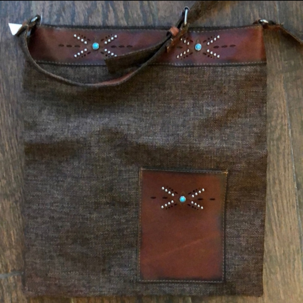Cross body purse
